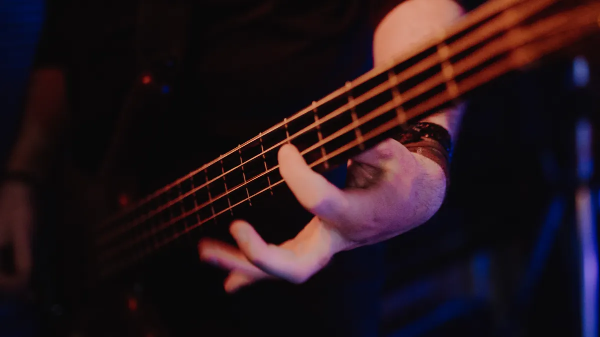 ak kurier Bericht über das Ljodahått‑Konzert im KulturSalon Altenkirchen