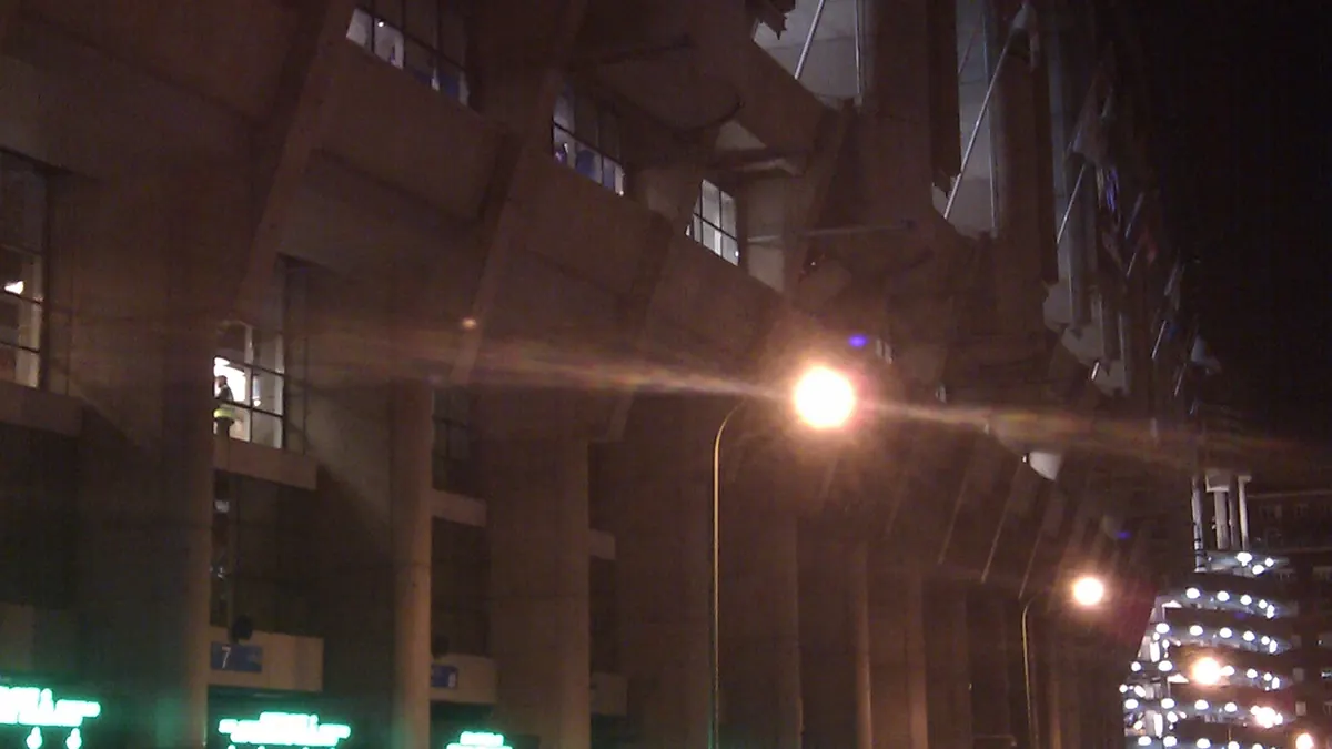 Santiago Bernabéu Stadion bei Nacht – Real Madrid Heimspiel